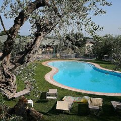Hotel Zi Martino Кастаньето-Кардуччи бассейн