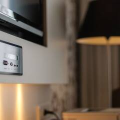 Mercure Hotel Amersfoort Centre сейф в номере