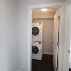 Отель Elegant Suite банкомат