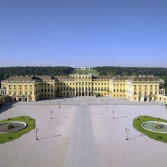 Отель Schloß Schönbrunn Grand Suite Австрия, Вена - отзывы, цены и фото номеров - забронировать отель Schloß Schönbrunn Grand Suite онлайн вид на фасад