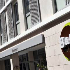 Отель B&B Hôtel Marseille Centre La Joliette Франция, Марсель - 2 отзыва об отеле, цены и фото номеров - забронировать отель B&B Hôtel Marseille Centre La Joliette онлайн балкон