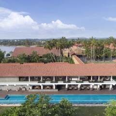 Отель Anantara Kalutara Resort Шри-Ланка, Калутара - отзывы, цены и фото номеров - забронировать отель Anantara Kalutara Resort онлайн бассейн