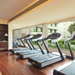 Отель The Oberoi Gurgaon фитнесс-зал фото 2