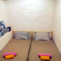 Гостиница Hostel Fonar в Санкт-Петербурге 7 отзывов об отеле, цены и фото номеров - забронировать гостиницу Hostel Fonar онлайн Санкт-Петербург комната для гостей фото 2