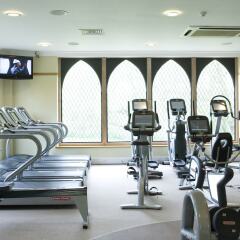 New Hall Hotel & Spa фитнесс-зал фото 2