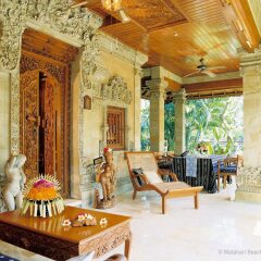 Отель Matahari Beach Resort & Spa интерьер отеля