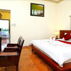 Отель Bamboo Garden Homestay сейф в номере