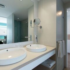 Hotel Riu San Francisco - Adults Only ванная