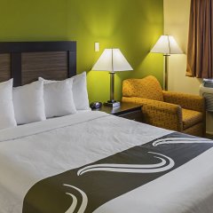 Quality Inn Biloxi Beach in Biloxi, United States of America from 110$, photos, reviews - zenhotels.com guestroom