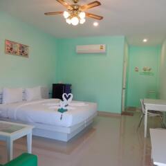Отель Holland Resort Phuket Таиланд, Пхукет - отзывы, цены и фото номеров - забронировать отель Holland Resort Phuket онлайн комната для гостей фото 2