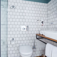 Fabrika Hostel & Suites Hostel Тбилиси ванная