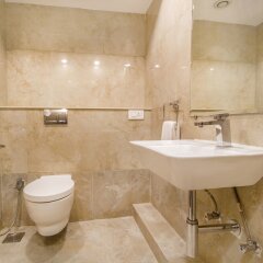 Отель FabHotel Golden Days Club ванная