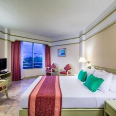 Отель Cholchan Pattaya Beach Resort комната для гостей фото 3