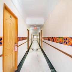 Отель FabHotel Metro Manor Central Station балкон