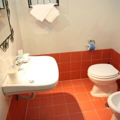Отель B&B Dolcevita Италия, Помпеи - отзывы, цены и фото номеров - забронировать отель B&B Dolcevita онлайн ванная