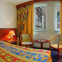 Отель Die Port Van Cleve 4* Стандартный номер