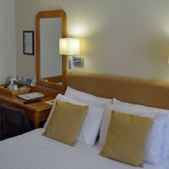 Отель Best Western Kings Manor Hotel Великобритания, Эдинбург - 1 отзыв об отеле, цены и фото номеров - забронировать отель Best Western Kings Manor Hotel онлайн сейф в номере