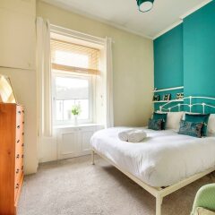 Отель Light 2-bed West End Apt Overlooking Kelvingrove Museum Глазго комната для гостей фото 5