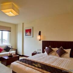 Quoc Hoa Premier Hotel комната для гостей фото 7