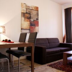Апартаменты Checkvienna – Apartment Huetteldorfer Strasse Вена комната для гостей фото 2