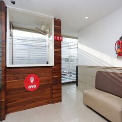 OYO 13214 Hotel Metro 7x11 интерьер отеля