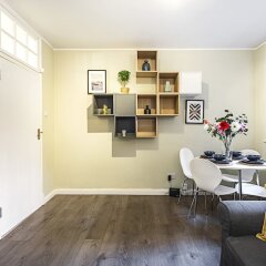 Апартаменты Tonbridge Street · Trendy 1 Bed Apartment Near King's Cross Лондон комната для гостей фото 2