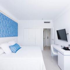 Отель Delfin Playa 4* Стандартный номер с двуспальной кроватью фото 4