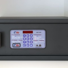 Апартаменты Fisa Rentals Les Corts Apartments сейф в номере