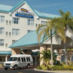 Отель Baymont Inn and Suites Fort Myers городской автобус