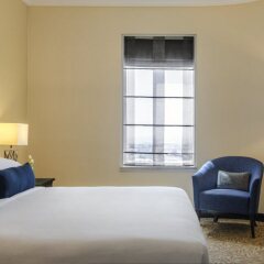 Отель Towers Rotana - Dubai комната для гостей фото 5