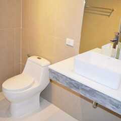 Отель Coconut Bay Club Suite 303 Таиланд, Ланта - отзывы, цены и фото номеров - забронировать отель Coconut Bay Club Suite 303 онлайн ванная фото 2
