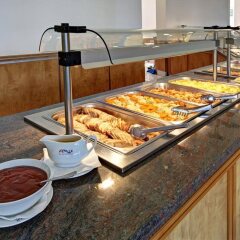 Hotel Fenix -half Board Солнечный берег питание