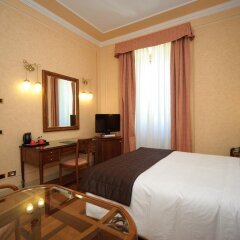 Hotel Villa La Bollina Серравалле-Скривия сейф в номере