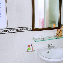 Отель Hanoi Hotel Вьетнам, Нячанг - отзывы, цены и фото номеров - забронировать отель Hanoi Hotel онлайн ванная
