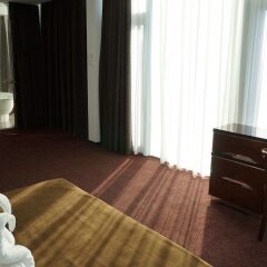 Hotel Excelsior комната для гостей