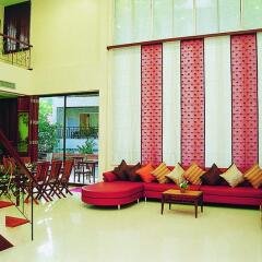Отель Lomtalay Chalet Resort интерьер отеля