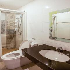 Отель Triple Rund Place ванная