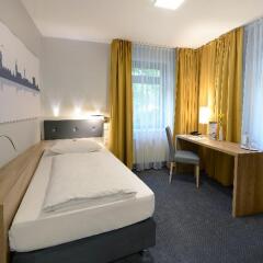 GHOTEL hotel & living Hannover 3* Стандартный номер с различными типами кроватей