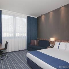 Отель Holiday Inn Express Frankfurt City Hauptbahnhof комната для гостей фото 3