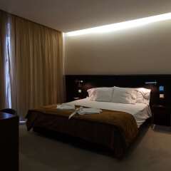 Hotel Jerónimos 8 комната для гостей