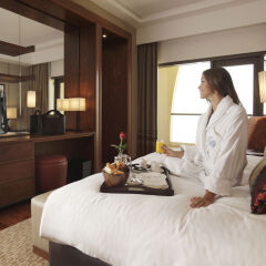 Отель Amwaj Rotana - Jumeirah Beach Residence комната для гостей фото 2