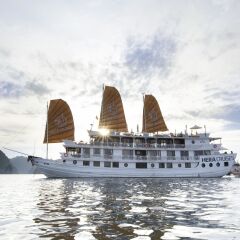 Отель Hera Cruises Вьетнам, Халонг - отзывы, цены и фото номеров - забронировать отель Hera Cruises онлайн приотельная территория