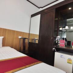 Отель Zen Rooms Basic Chinatown Bangkok Бангкок удобства в номере фото 2