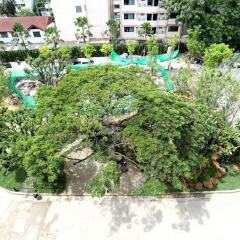 Bangkok Oasis Hotel бассейн