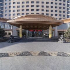 Yulong International Hotel развлечения
