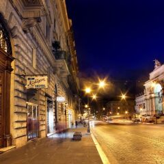 Отель Boutique Nazionale Италия, Рим - отзывы, цены и фото номеров - забронировать отель Boutique Nazionale онлайн вид на фасад фото 3