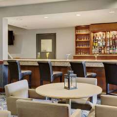 Отель Radisson Hotel Toronto East Канада, Торонто - отзывы, цены и фото номеров - забронировать отель Radisson Hotel Toronto East онлайн гостиничный бар
