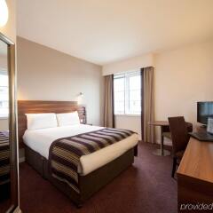 Отель Jurys Inn Glasgow комната для гостей фото 2