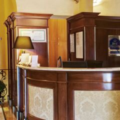 LHP Hotel River & SPA интерьер отеля