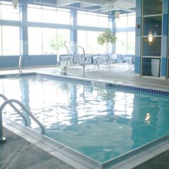 Отель Four Points by Sheraton Columbus Ohio Airport США, Колумбус - отзывы, цены и фото номеров - забронировать отель Four Points by Sheraton Columbus Ohio Airport онлайн бассейн фото 3